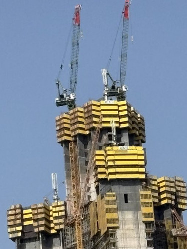 Gz02zOZXUAAR5vJ.jpg