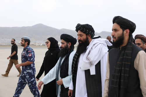 Gz8Rj6WXQAAuj F.jpg