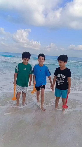 jHK SzMy3QMIxi85.jpg
