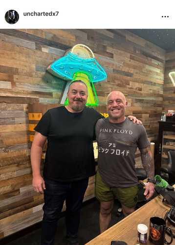 Gz6Jcw2W8AAzKOb.jpg