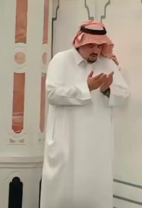 qAuATuSL7NQxkuWr.jpg