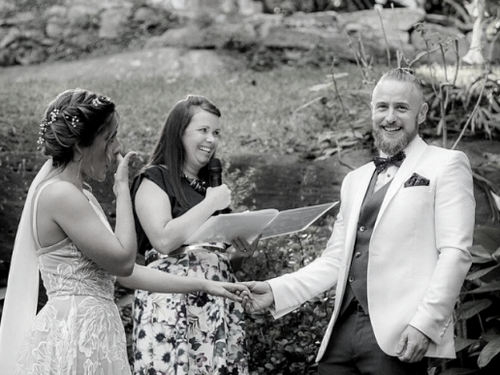 Marriage celebrant northern beaches.png