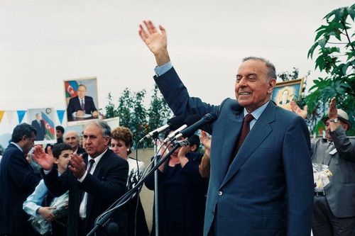 Gz590oNW8AAtNdK.jpg