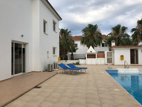 734fb1fc 2856 4e05 b234 d740b83ea567.jpg