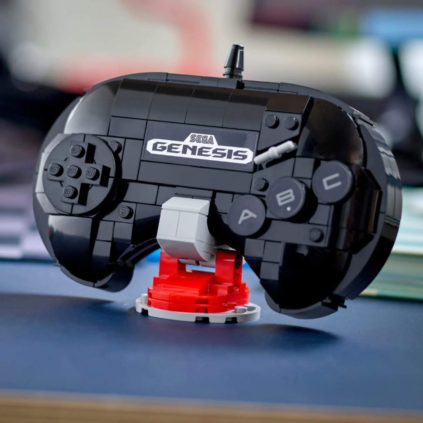 Press Start: LEGO 40769 SEGA Genesis Controller Powers On Press Start: LEGO 40769 SEGA Genesis Controller Powers On