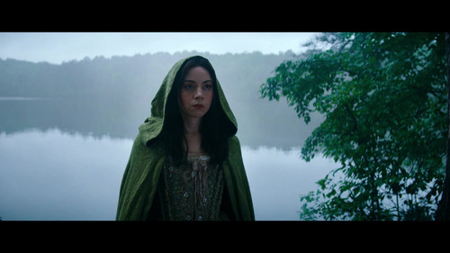 agatha all along S01E09 0245