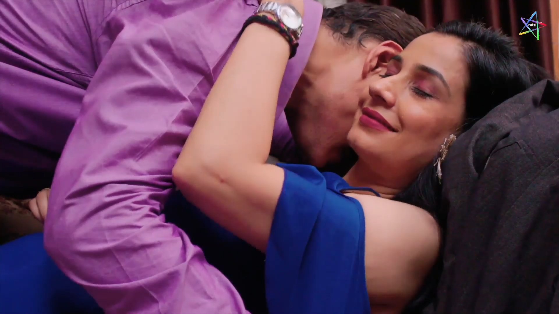 [Lustmaza.net] Ateet (2025) S01ep01 Ratriapp Hindi Web Series 1080p [Lustwap.com].mp4 snapshot 03.24