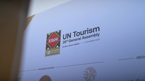 vjDNom4rylg0V3 7.jpg