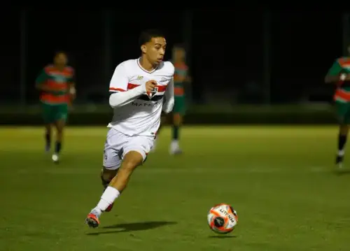 Capitão do São Paulo, Pedro Ferreira, projeta choque decisivo contra o Santos na final do Paulista Sub-20