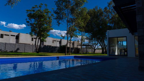 WhatsApp Image 2025 11 05 at 11.15.50 (6).jpg