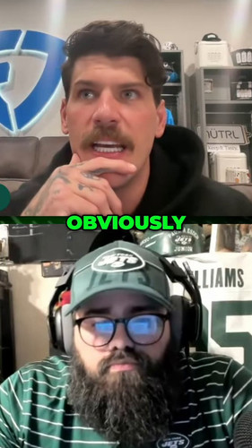 Q 2ifBB7 EYps7P.jpg