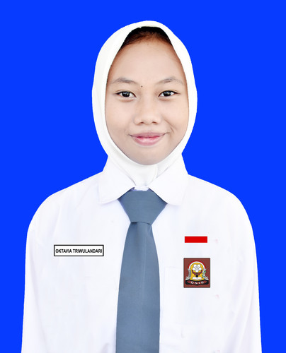 18.OKTAVIA TRIWULANDARI.jpg