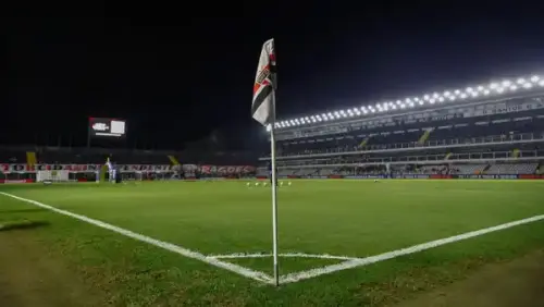 Crespo lida com 9 lesionados, mas celebra a volta de Franco e Enzo Díaz