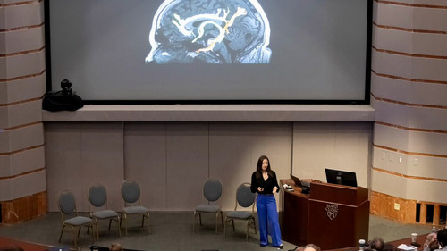 K upJB8Mnu65 A2l.jpg