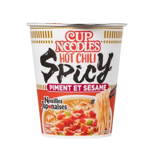 tasse instant ramen mit chili und sesamgeschmack nissin cup noodle hot chili spicy.jpg