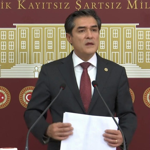 y CvghkqRB5yCoDj.jpg