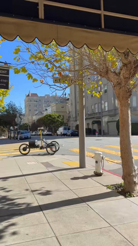 LNyeeP 297X2YBan.jpg