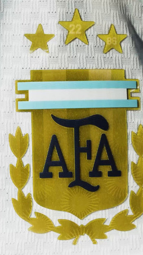 Yhfn CQuQRqk0ljH.jpg