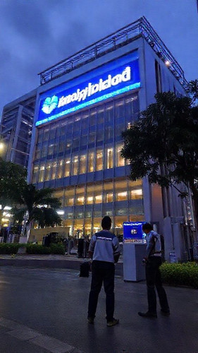 6cdc9eb54816.jpg