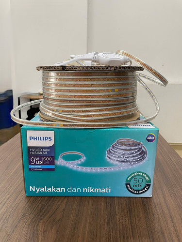 kham pha giang sinh lung linh ngay cung den led day trang tri philips hv hls168 50m 9w m 830 550lm g.jpg