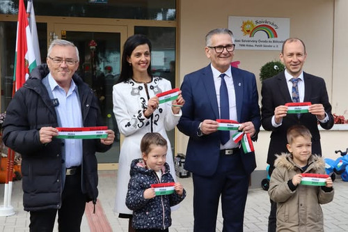 577757732 1206385837970397 1667389004166966889 n.jpg?stp=dst jpg s590x590 tt6& nc cat=103&ccb=1 7& n.jpg