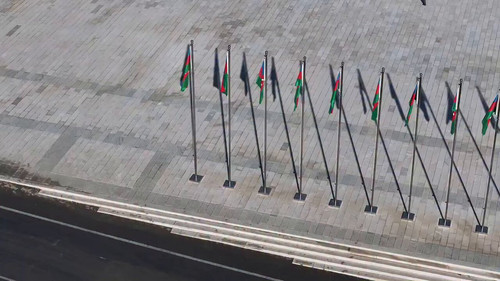 mPXiNbj4fUSbFn B.jpg