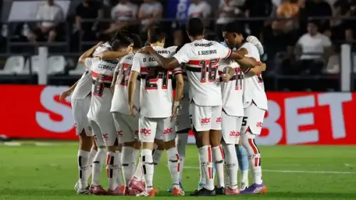 SÃO PAULO TEM BAIXAS IMPORTANTES! Crespo muda meio-campo para duelo com o Bragantino