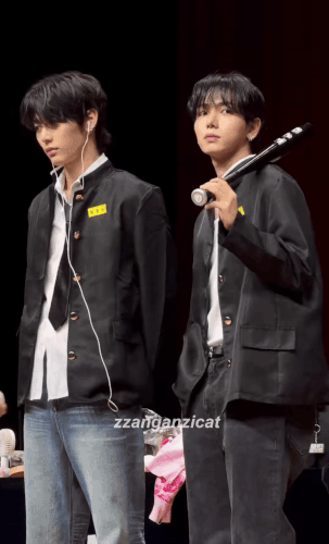 ezgif 77766489bc6f45a1.gif
