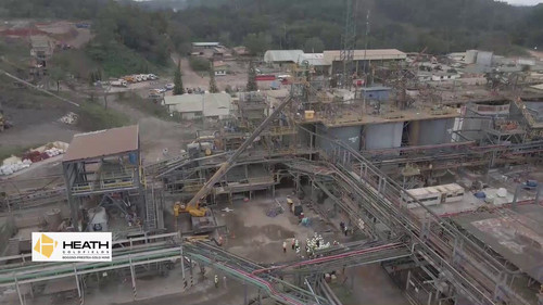 b7b 2zgSLOy1QpQA.jpg