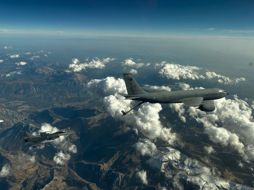 G5FSx81XIAA r8N.jpg