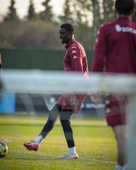 574250959 18537963883046079 6413937067434814968 n.jpg?stp=dst jpg s590x590 tt6& nc cat=100&ccb=1 7& .jpg