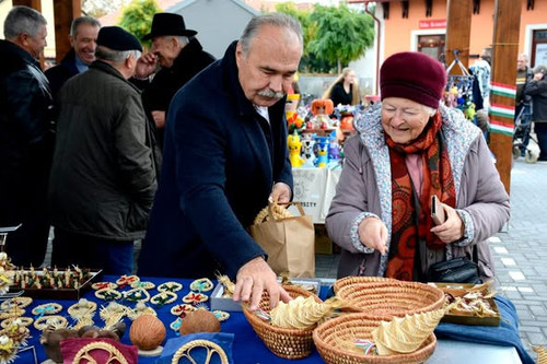 578420383 1376139470549782 917759344319146473 n.jpg?stp=dst jpg s590x590 tt6& nc cat=108&ccb=1 7& nc.jpg