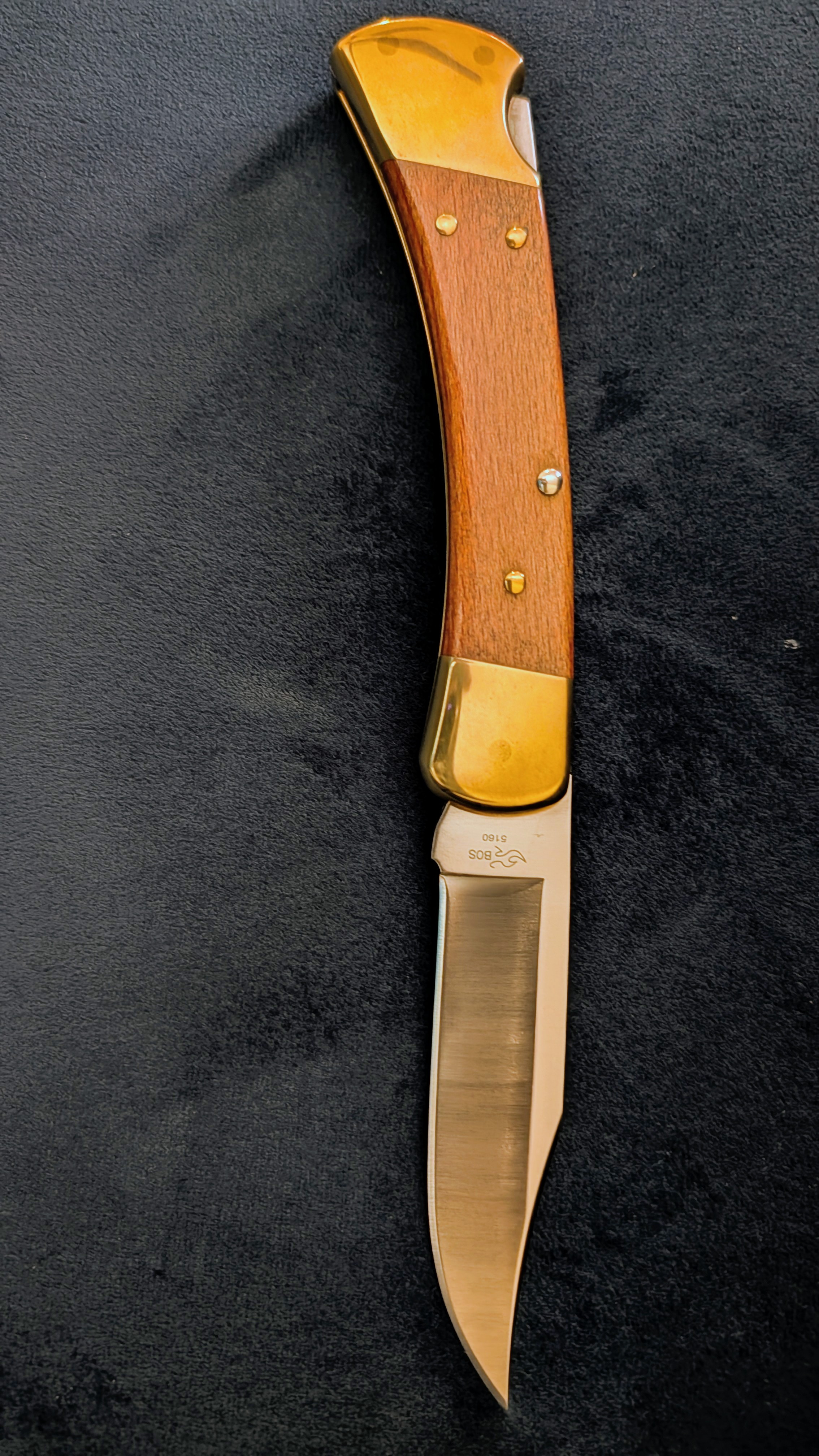 KEC7M0X.jpg