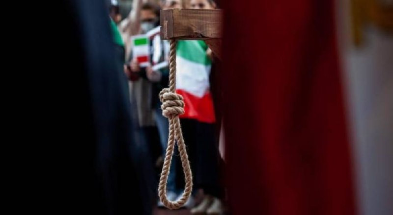 وكالة فارس الإيرانية: تم تنفيذ حكم الإعدام بحق جاسوس للموساد صباح اليوم بعد استكمال الإجراءات القانونية وتصديق الحكم من المحكمة العليا. الجاسوس متخصص ...