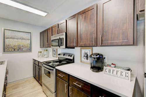 50 1802 Wimbledon Oaks Ln Reshoot11 mls.jpg