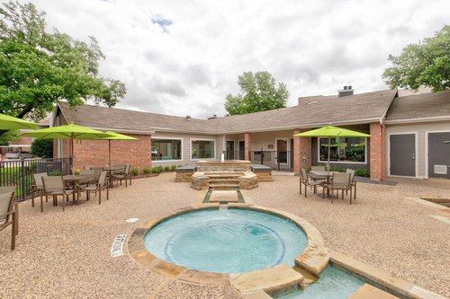 56 1802 Wimbledon Oaks Ln Reshoot17 mls.jpg