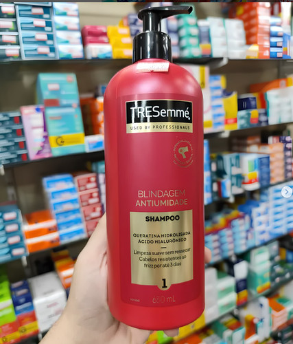 Tresemmé Shampoo Blindagem.jpg