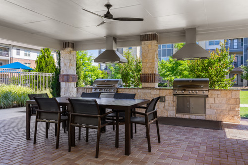 C243950 AlleiaAtPresidio Grills 03.jpg