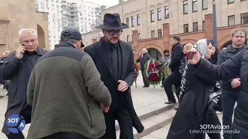 Ri Fh8VtNovqZeKo.jpg