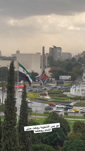 8XOZWAA WUoPmcS9.jpg