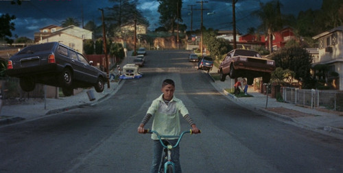 Bad Bunny – YHLQMDLG vid1.jpg