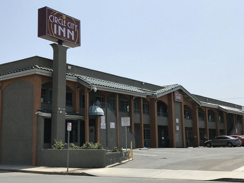 Corona Inn Property