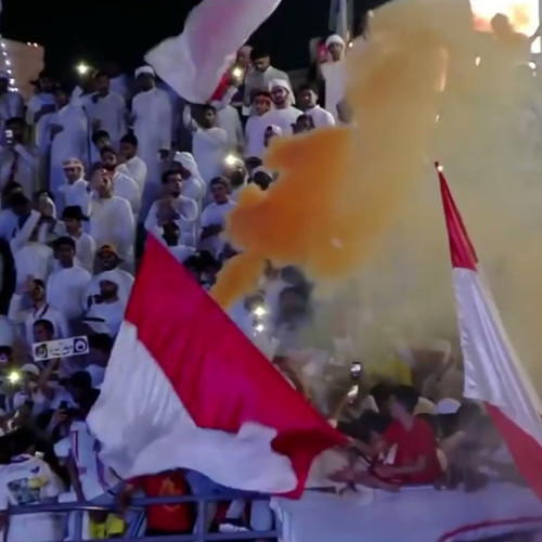 4Mnc72Ne LneyVEF.jpg