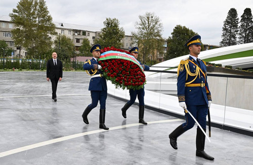 G12E zSXoAAfK e.jpg