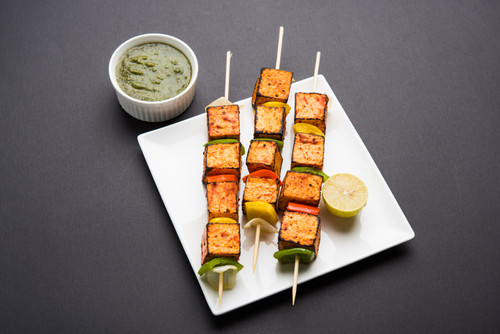 69b09c46ea86c0762ce32cda2c9e4804 paneer tikka on a stick recipe.jpg