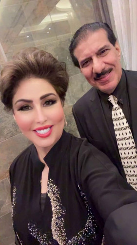 q skJpAJb56rd5Tz.jpg