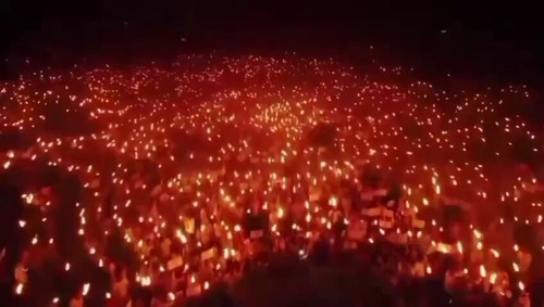 f0hu7NujbPEBjm g.jpg