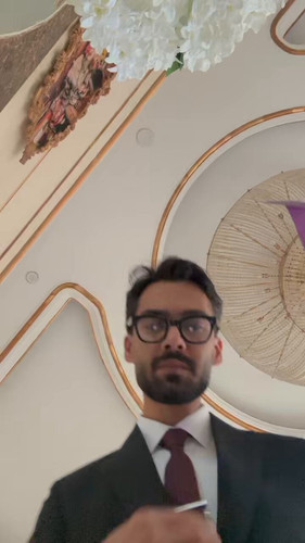 E5qXYMxdT8veMSYA.jpg