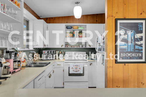 875 DeHart Avenue 015.jpg