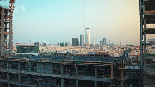 oYFkL7PXC77OGLG .jpg